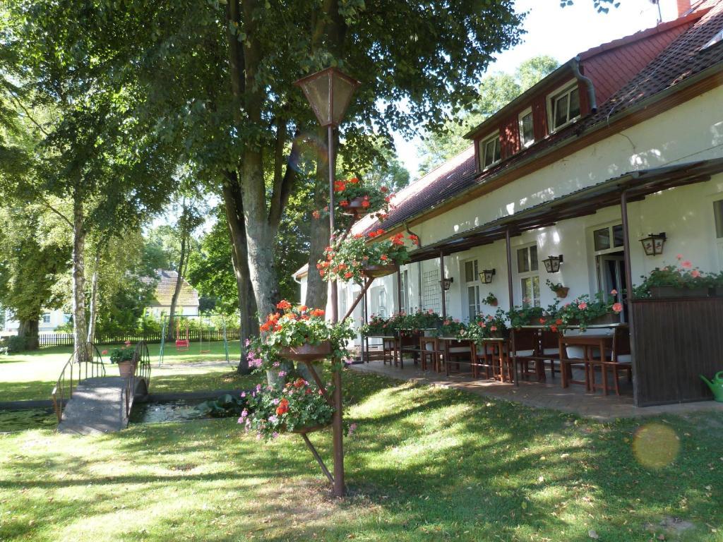 Hôtel Landhaus Dargelin à Behrenhoff Extérieur photo